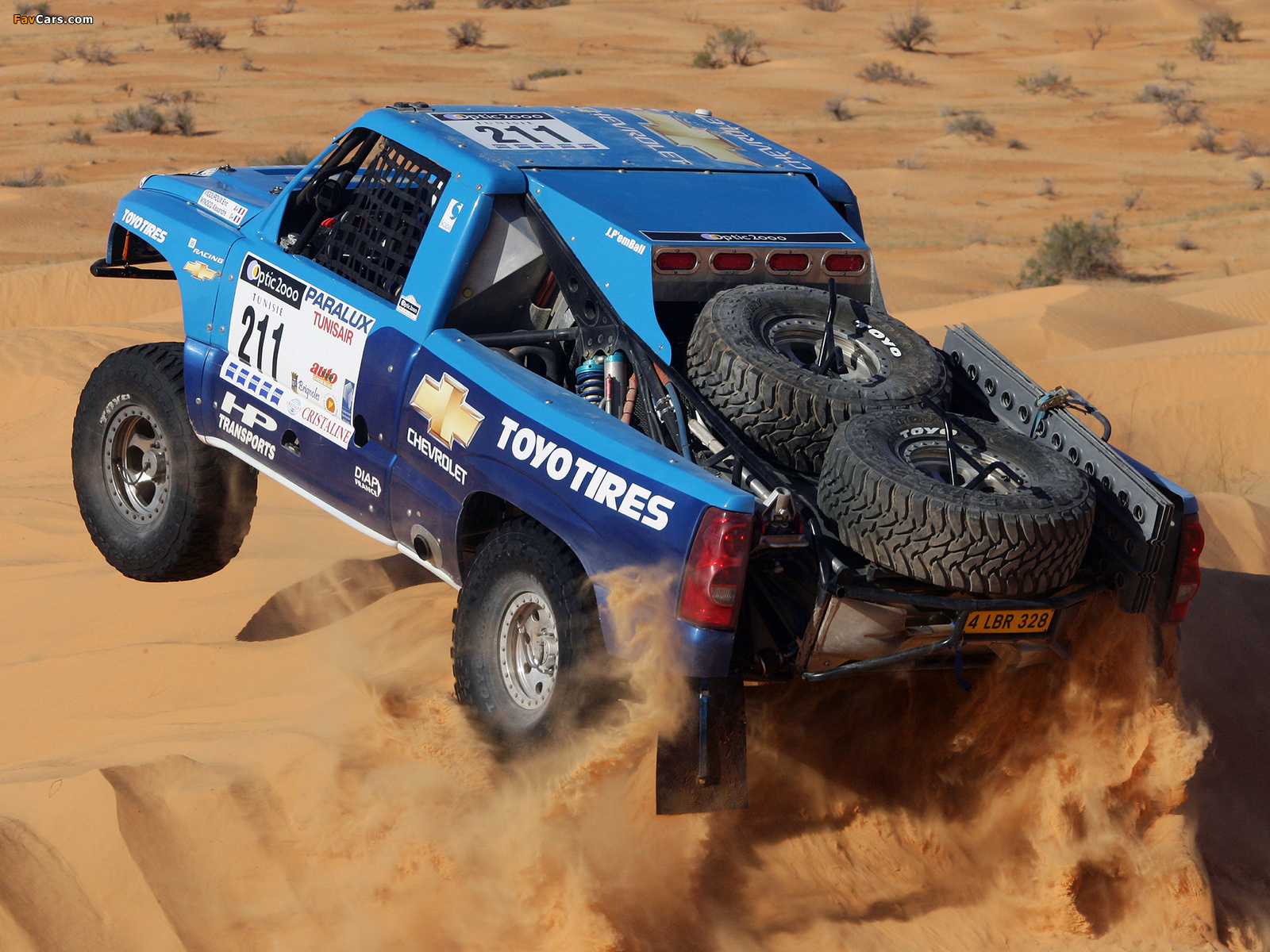 Photos Of Chevrolet Silverado Trophy Truck 2007 - Off-roading , HD Wallpaper & Backgrounds
