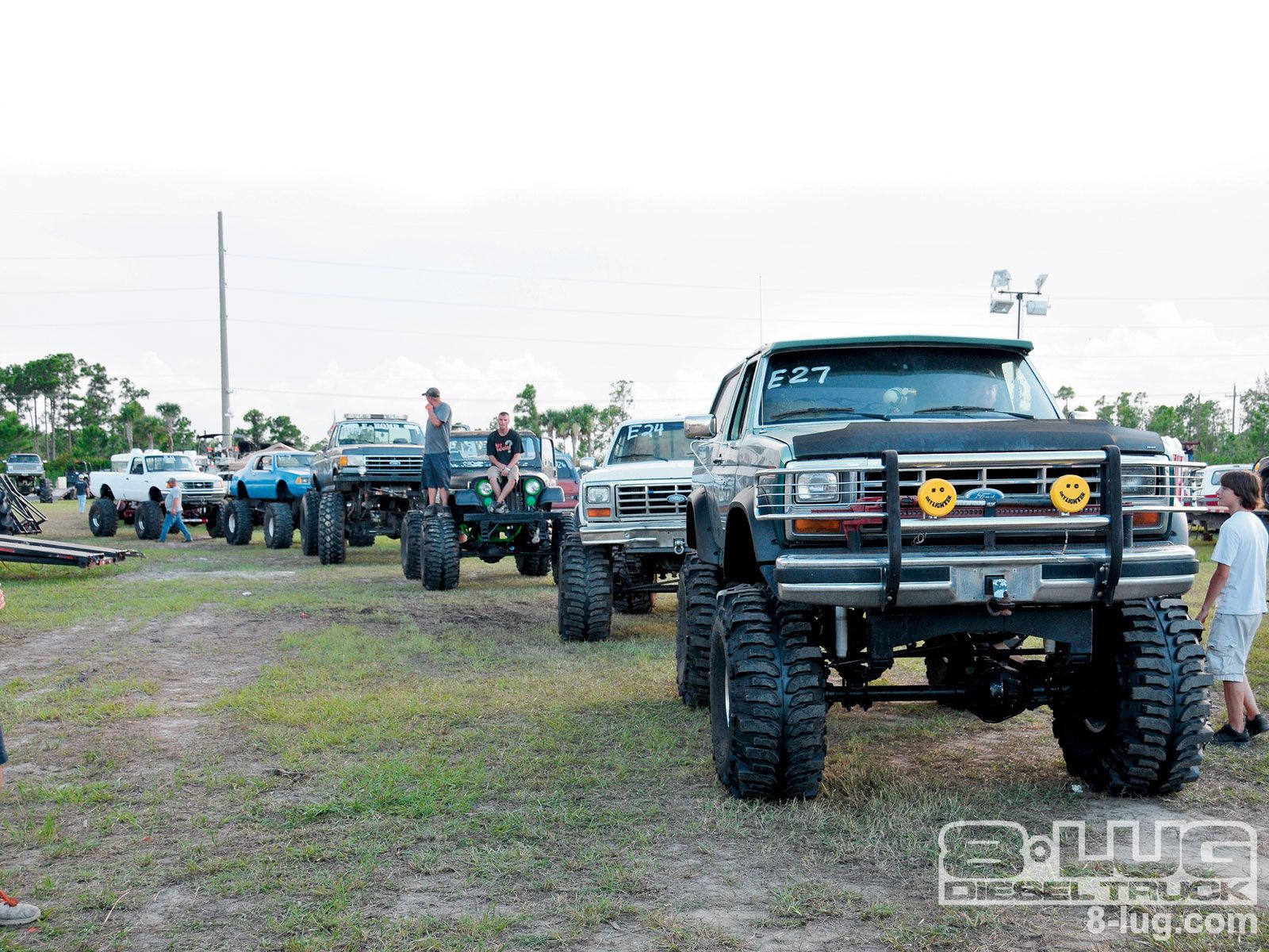 Mud Trucks - Florida Trucks , HD Wallpaper & Backgrounds