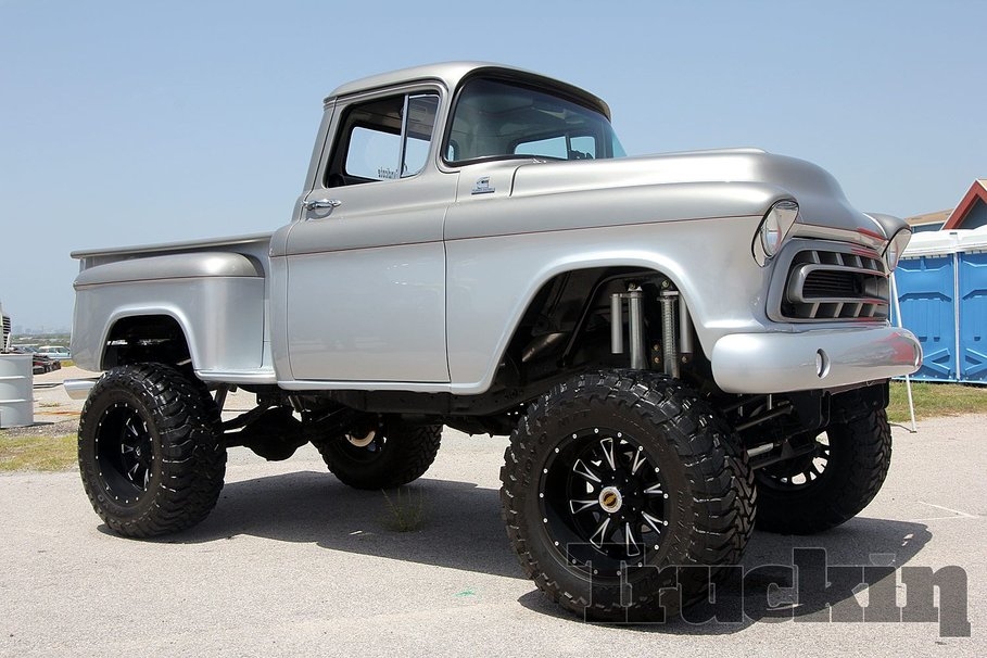 Simple Lifted Chevy Truck Wallpaper Wallpapersafari - 1957 Chevy Truck Lifted , HD Wallpaper & Backgrounds