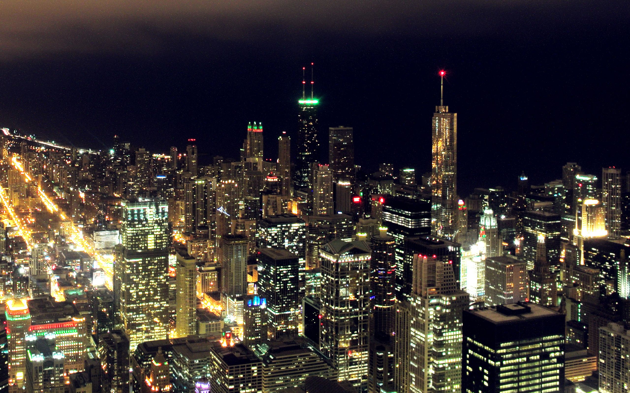 Chicago Buildings Skyscrapers Night Wallpaper - Chicago Wallpapers At Night , HD Wallpaper & Backgrounds