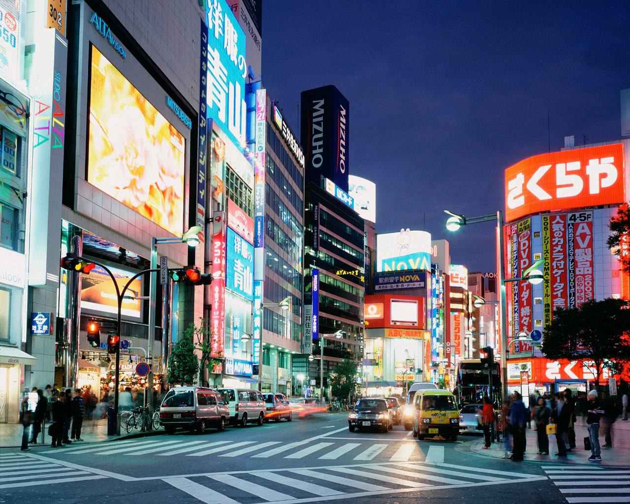 Japan Wallpaper - City Street In Japan , HD Wallpaper & Backgrounds