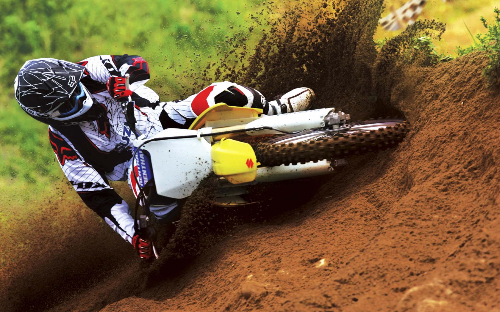 Suzuki Motocross Bike Race Wallpapers - Dirt Bike Black And White , HD Wallpaper & Backgrounds