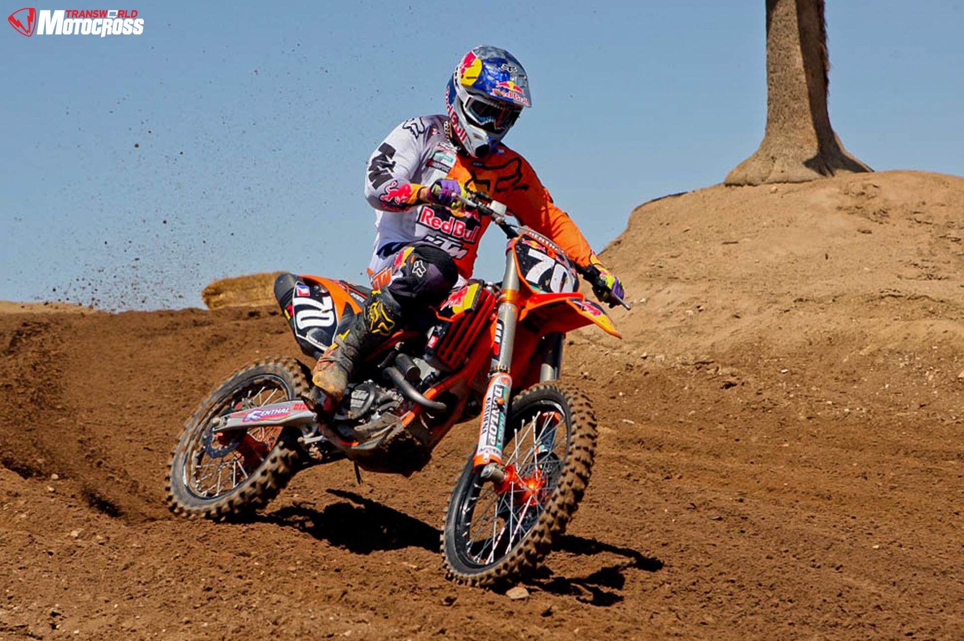 Red Bull Motocross Wallpapers For Iphone - Hd Motocross Red Bull , HD Wallpaper & Backgrounds