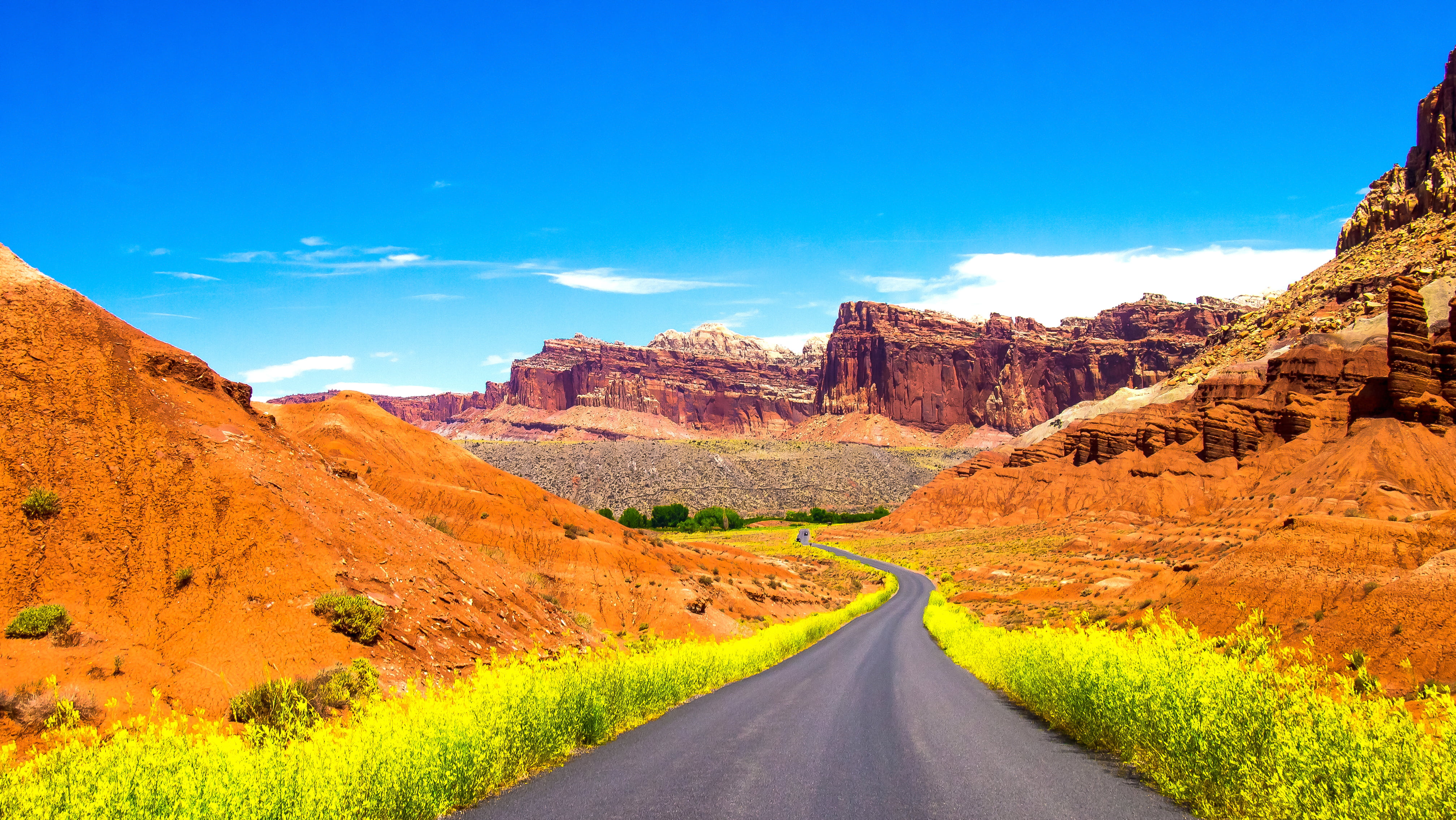 Photography Of Concrete Road Between Grand Canyon Hills, - Capitol Reef National Park , HD Wallpaper & Backgrounds