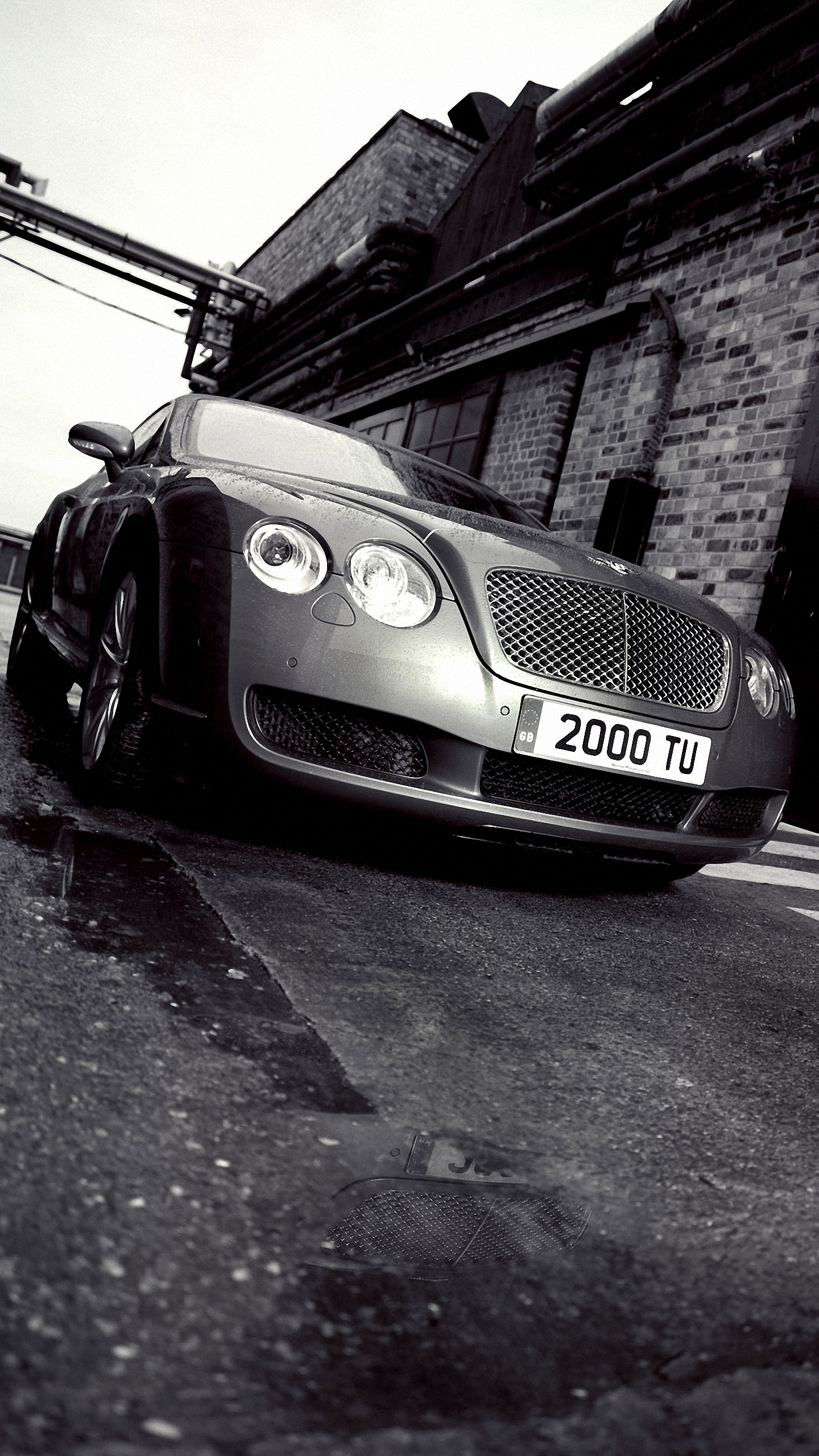 Black Bentley Car Iphone 6 Wallpapers Hd - Hd 720 X 1280 Bentley , HD Wallpaper & Backgrounds