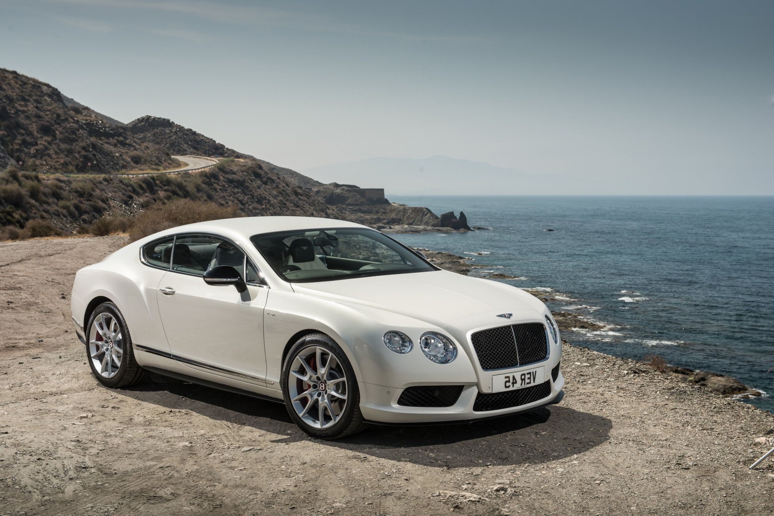 Bentley Continental Gt Speed Convertible Wallpaper - Bentley Continental Gt 2015 White , HD Wallpaper & Backgrounds