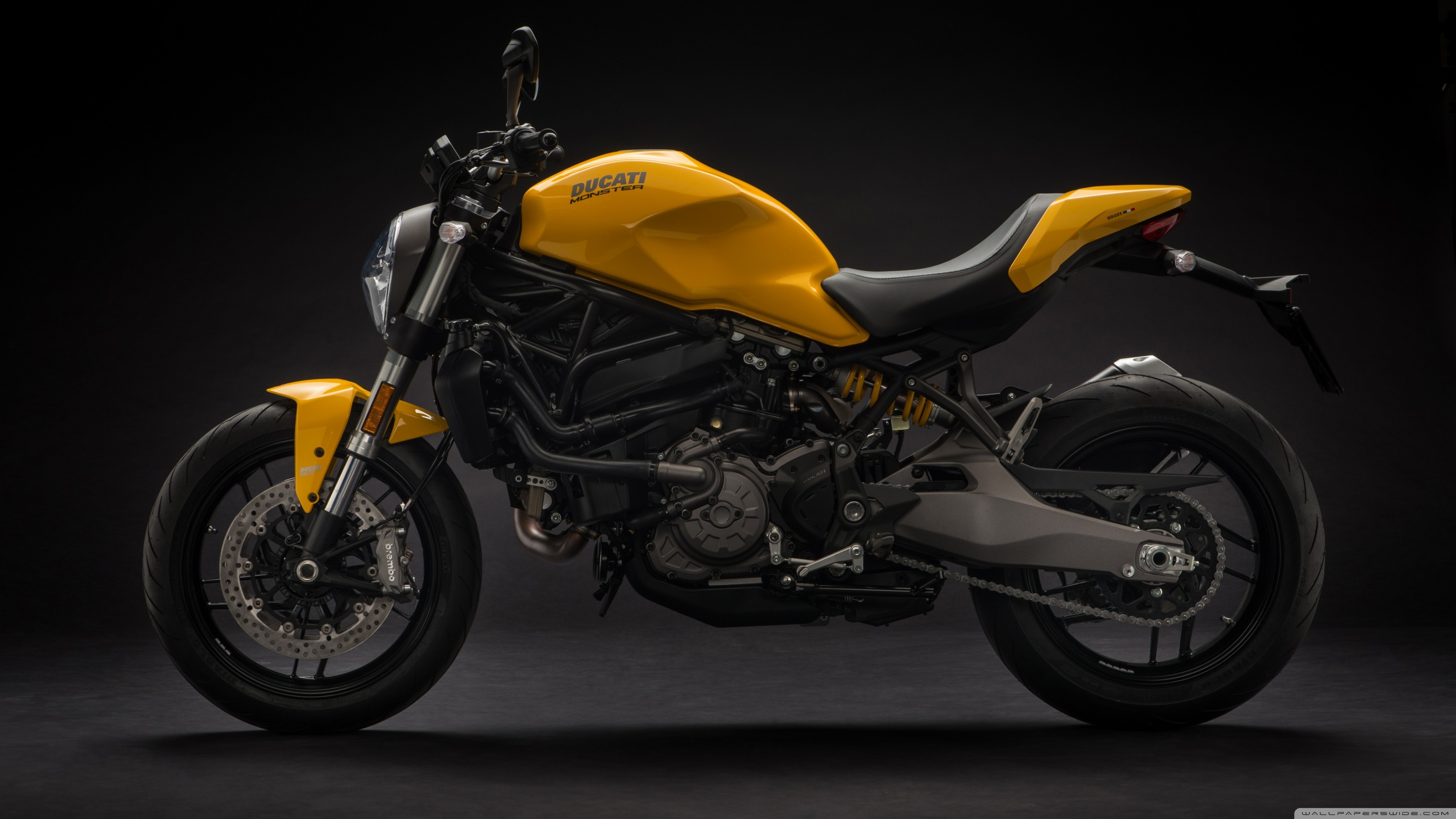 Uhd - Ducati Monster 821 Yellow 2018 , HD Wallpaper & Backgrounds