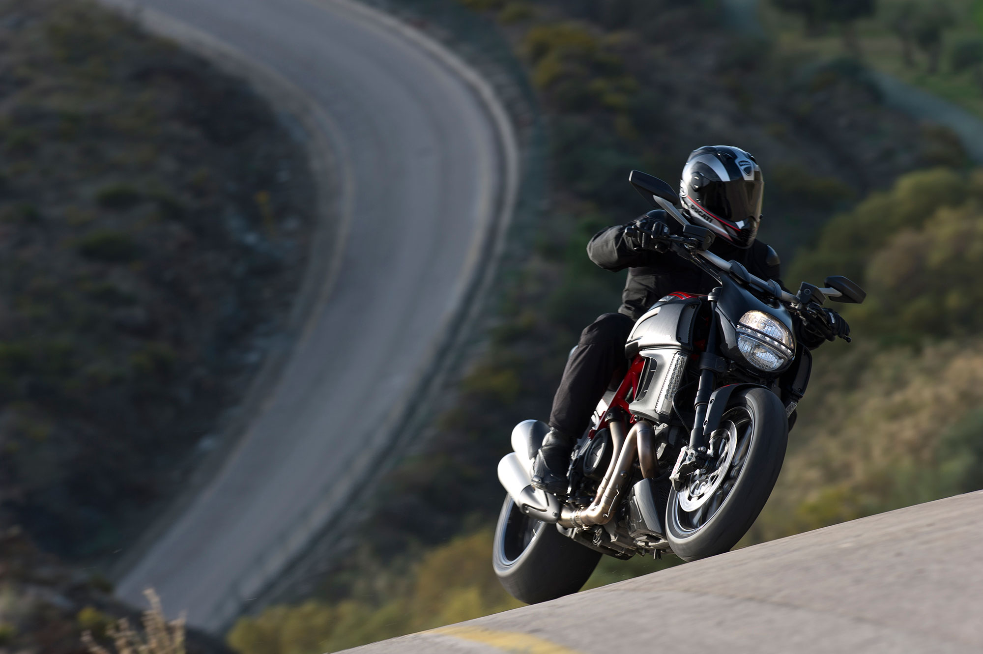 2013 Ducati Diavel Carbon - Ducati Diavel Carbon Hd , HD Wallpaper & Backgrounds