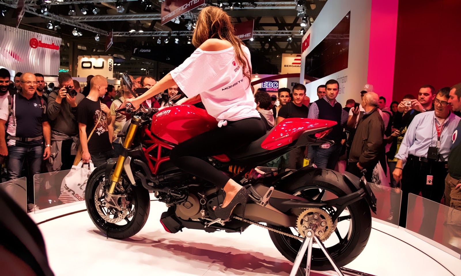 Monsters Eventually Accounted For Two-thirds Or More - Motorcycle , HD Wallpaper & Backgrounds