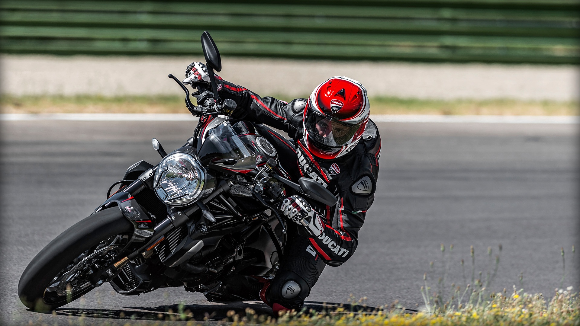 Ducati Monster РѕР±РѕРё
