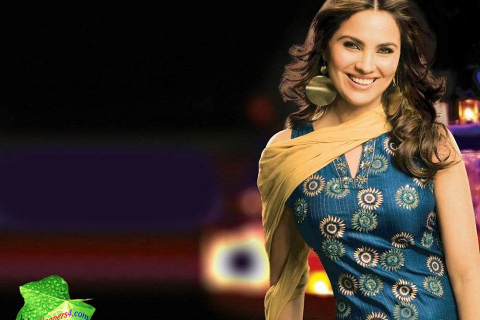 Lara Dutta Cute Ear Ring High Quality Wallpaper - Lara Dutta Full Hd , HD Wallpaper & Backgrounds