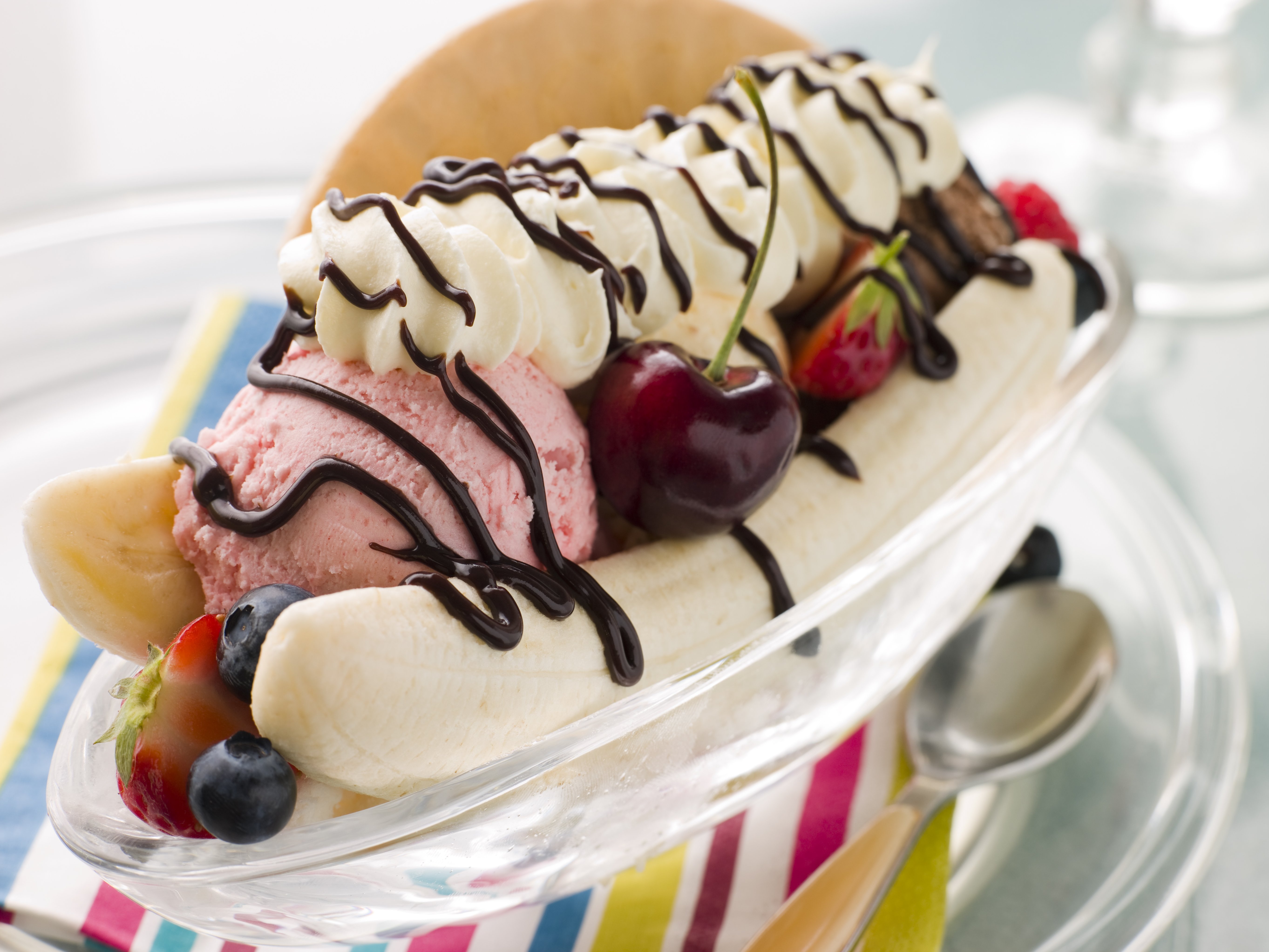 Banana Split Wallpaper Hd - Banana Split , HD Wallpaper & Backgrounds