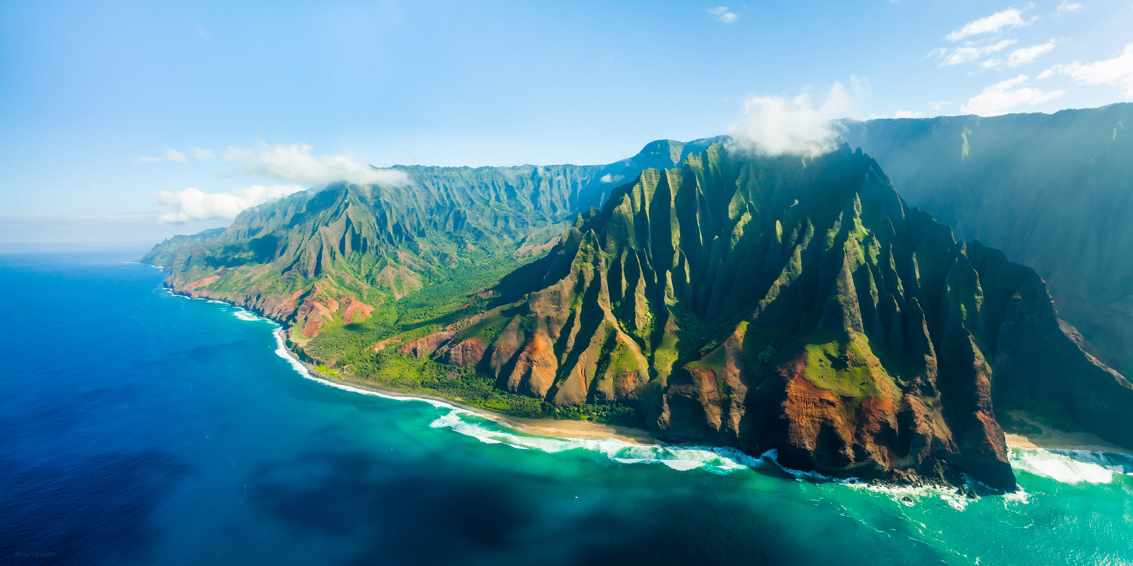 Island With Grass Field Near Body Of Water, Kauai, - Nā Pali Coast Kauai Hawaii , HD Wallpaper & Backgrounds