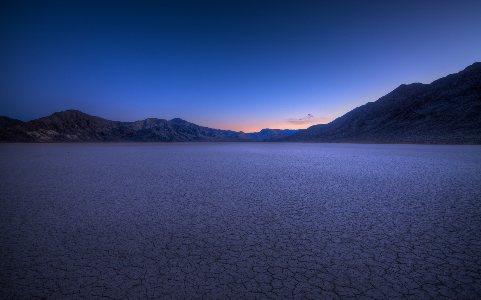 Death Valley Desert At Night Hd Wallpapers - Paisaje De Desierto En La Noche , HD Wallpaper & Backgrounds