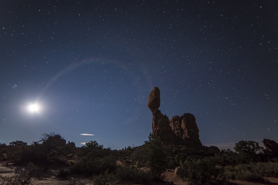 Rock Desert Night Moonshine Full Moon Moon Stars - Well Said Quotes In English , HD Wallpaper & Backgrounds