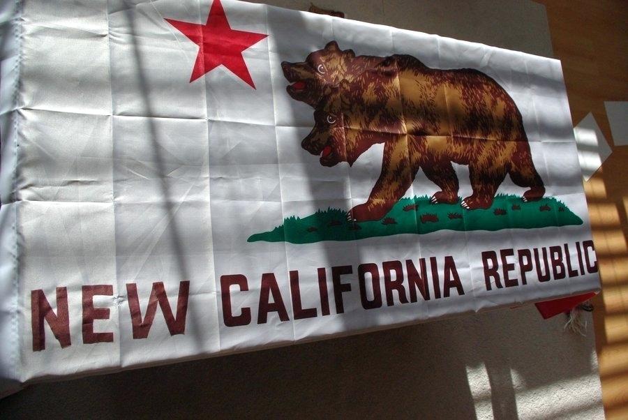 M - California Flag , HD Wallpaper & Backgrounds