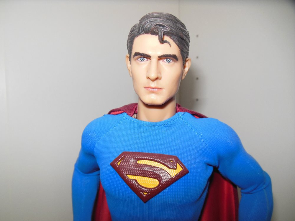 Good Hot Toys Superman Returns 1/6 Sideshow Brandon - Superman , HD Wallpaper & Backgrounds