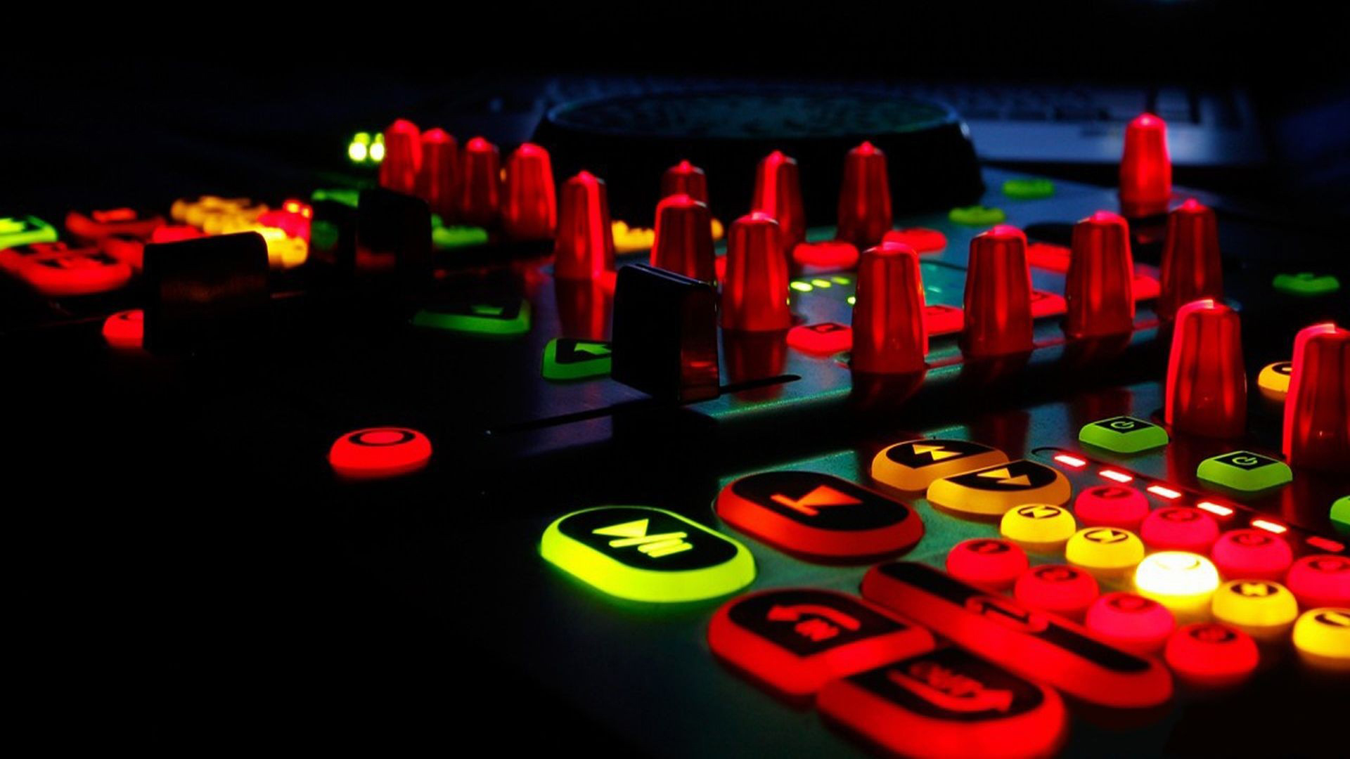 Djing-wallpaper 623572 - Dj Mixer Wallpaper Hd , HD Wallpaper & Backgrounds