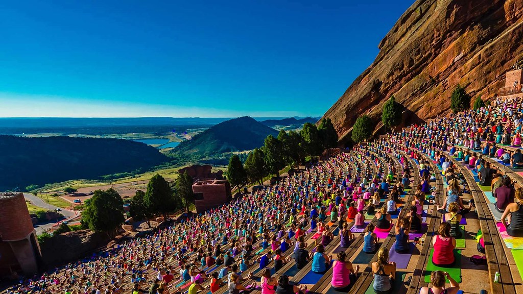 Bing Background Wallpaper 6/20/18 [by Superphotosearch] - Red Rock Amphitheatre Yoga , HD Wallpaper & Backgrounds