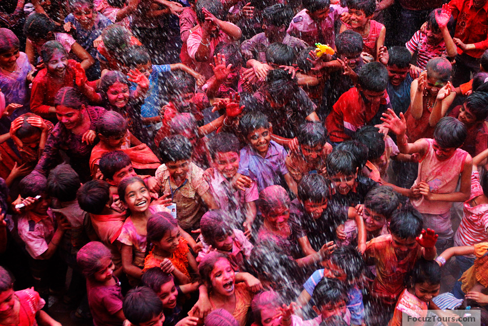Happy Holi Wallpaper - Happy Moments In India , HD Wallpaper & Backgrounds
