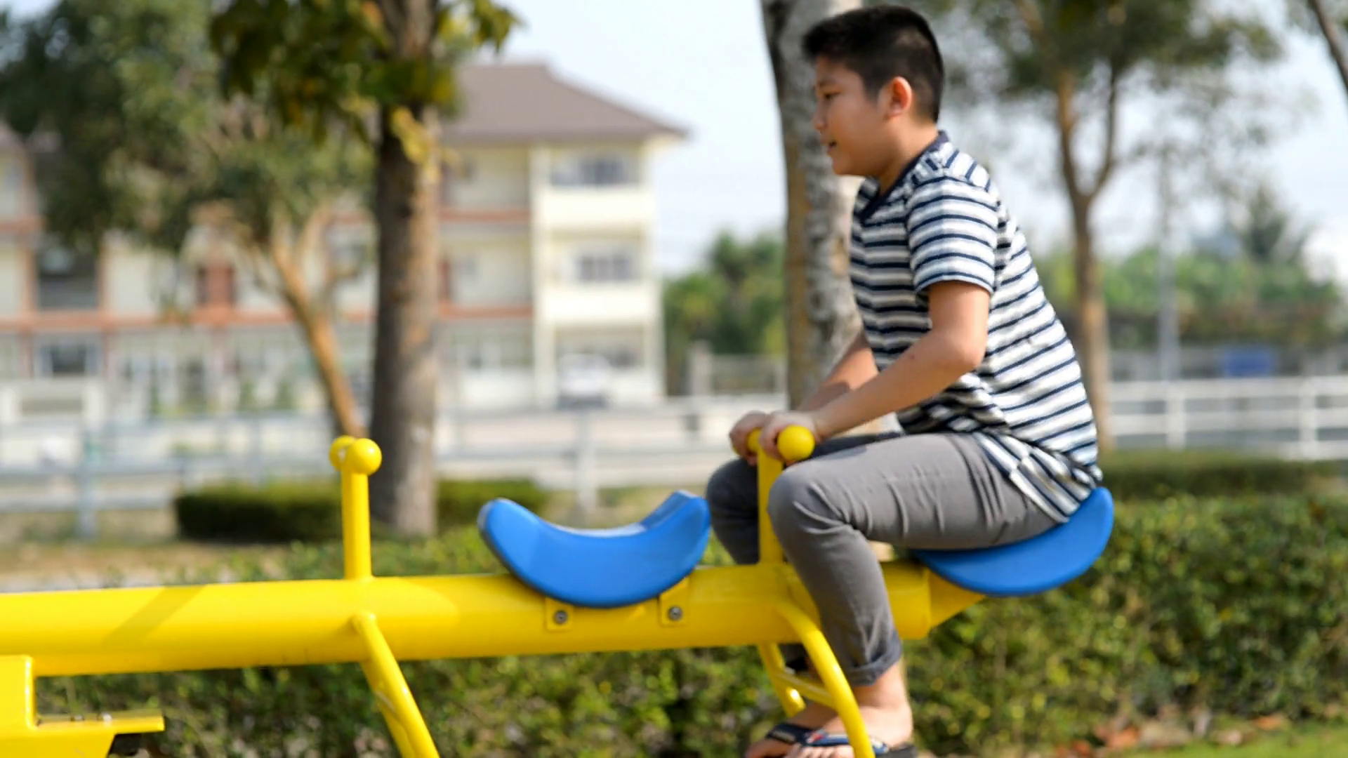 Happy Boy Playing Seesaw Outdoor, Lifestyle Concept , HD Wallpaper & Backgrounds