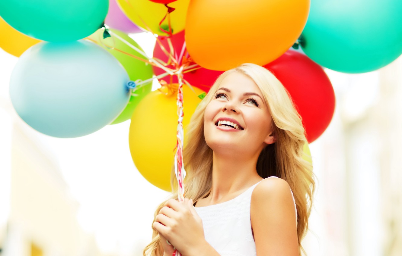Photo Wallpaper Balls, Joy, Happiness, Balloons, Girl, - Woman Balloons , HD Wallpaper & Backgrounds