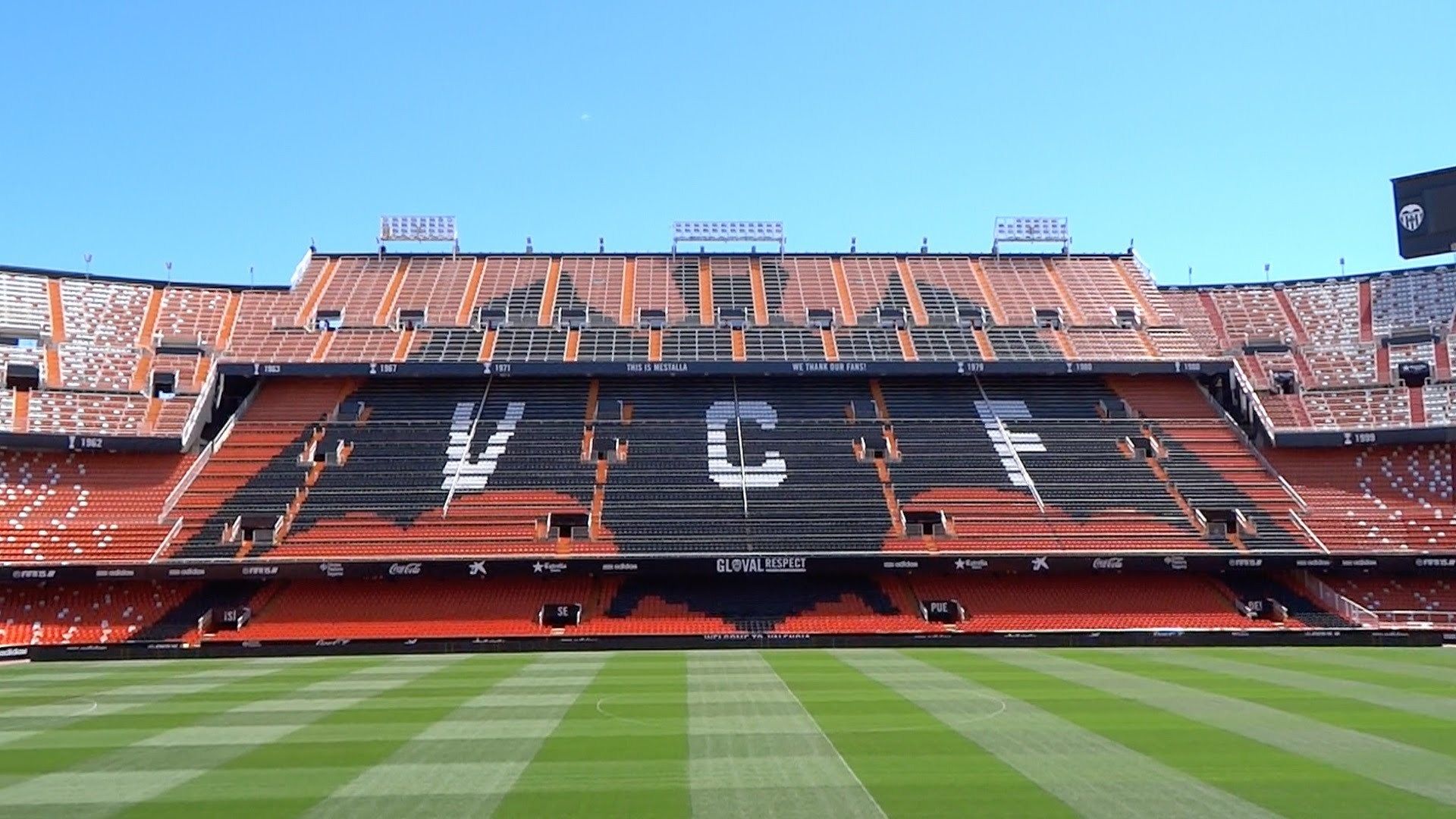 Valencia Cf Supporters Meetup - Mestalla Stadium , HD Wallpaper & Backgrounds
