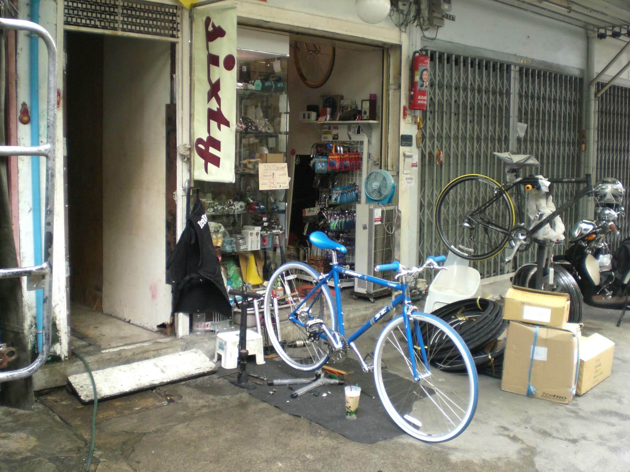 Khun Tee Feels That The Fixed Gear Scene Is Growing - Hybrid Bicycle , HD Wallpaper & Backgrounds
