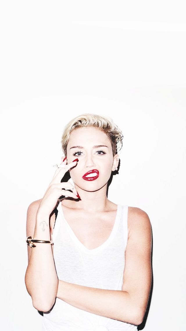 Miley Cyrus Wallpapers Hd Wallpapers - Miley Cyrus Wallpaper Hd , HD Wallpaper & Backgrounds