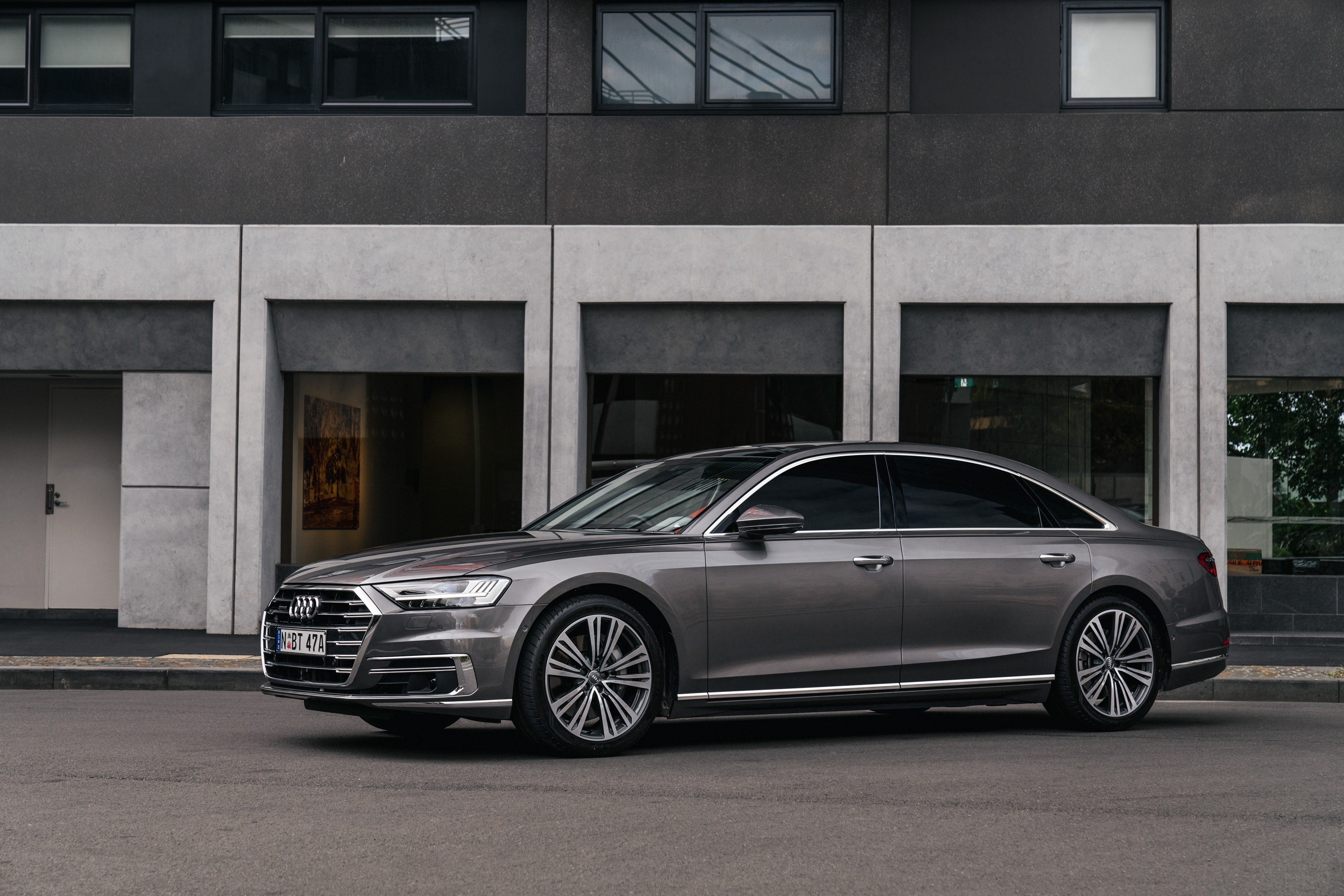 Audi A8 L 55 Tfsi Quattro Au Spec D5 2018 Pr A8l Images - Audi A8 2018 Wheels , HD Wallpaper & Backgrounds