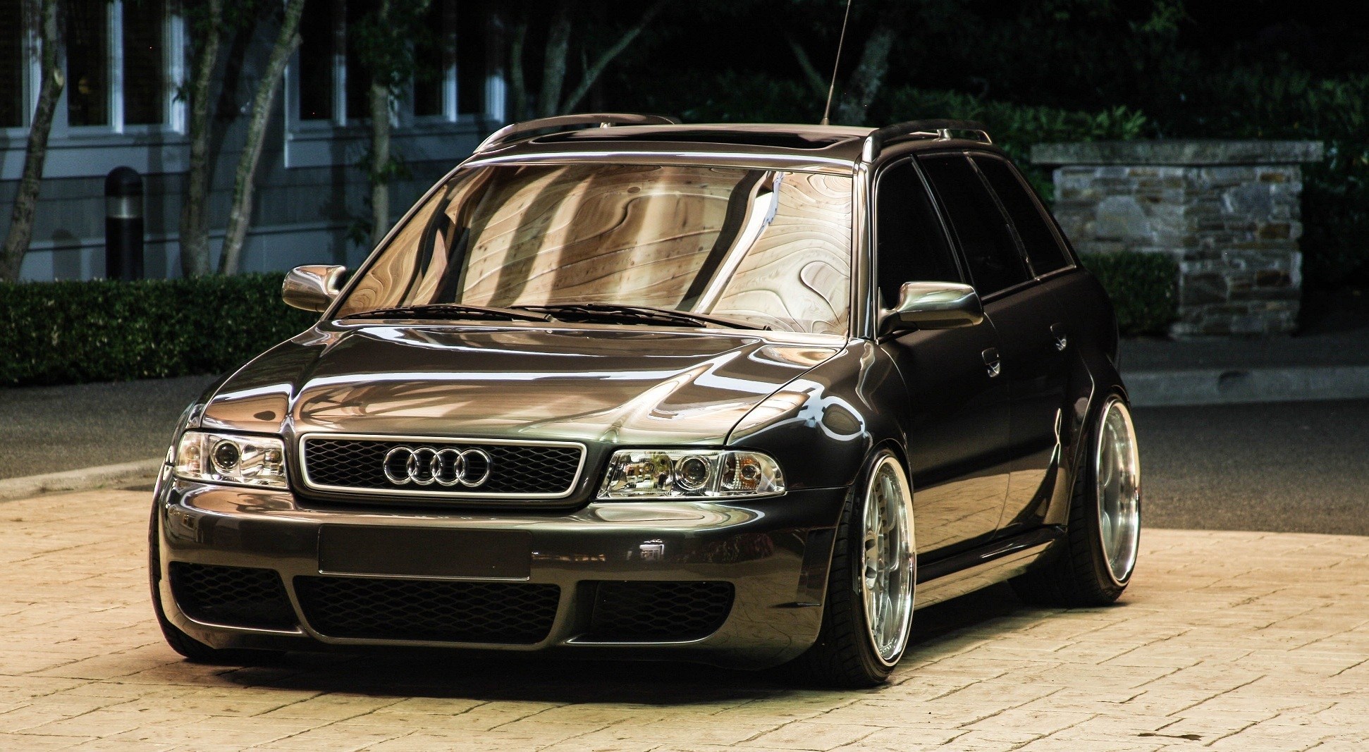 Audi S4 Avant A4 B5 Wallpapers - Audi Rs4 Avant Stance , HD Wallpaper & Backgrounds