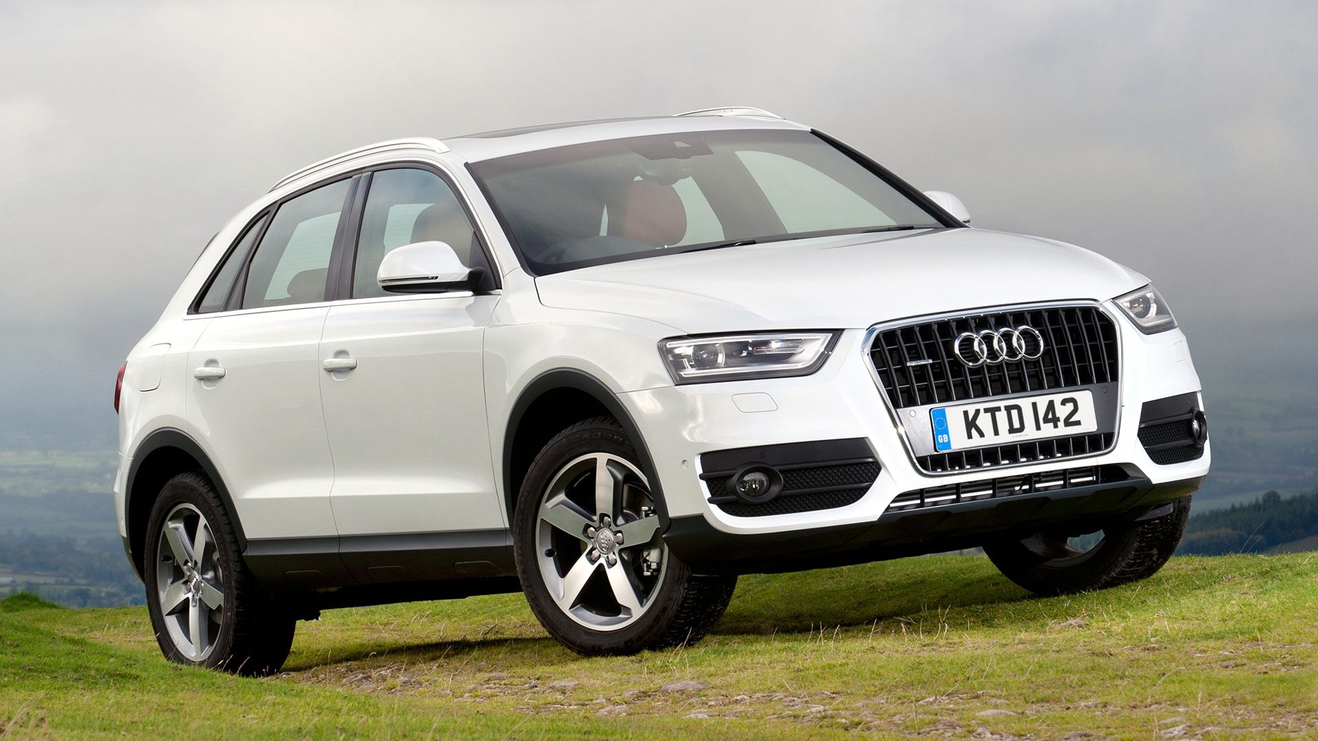 Audi Q3 Wallpaper Hd - Audi Q3 1.4 Tfsi 2014 , HD Wallpaper & Backgrounds