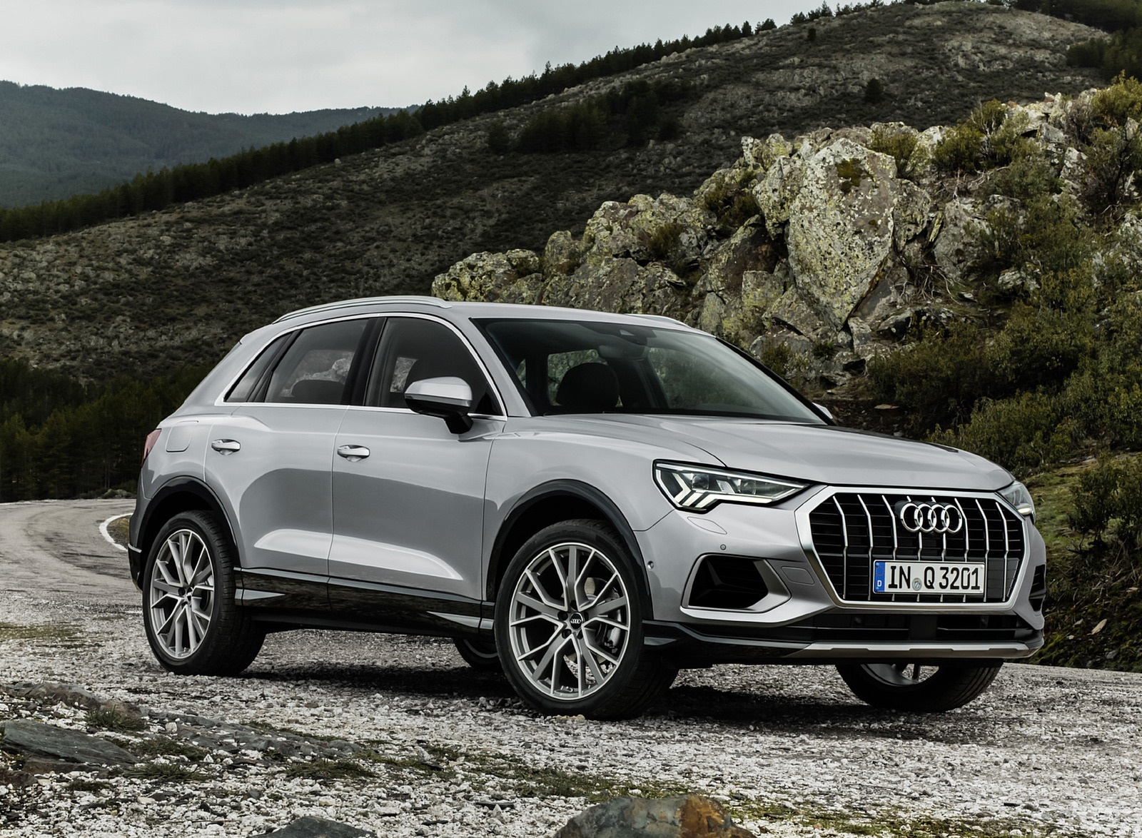 2019 Audi Q3 Front Three-quarter Wallpaper - Audi Q3 Colours 2019 , HD Wallpaper & Backgrounds