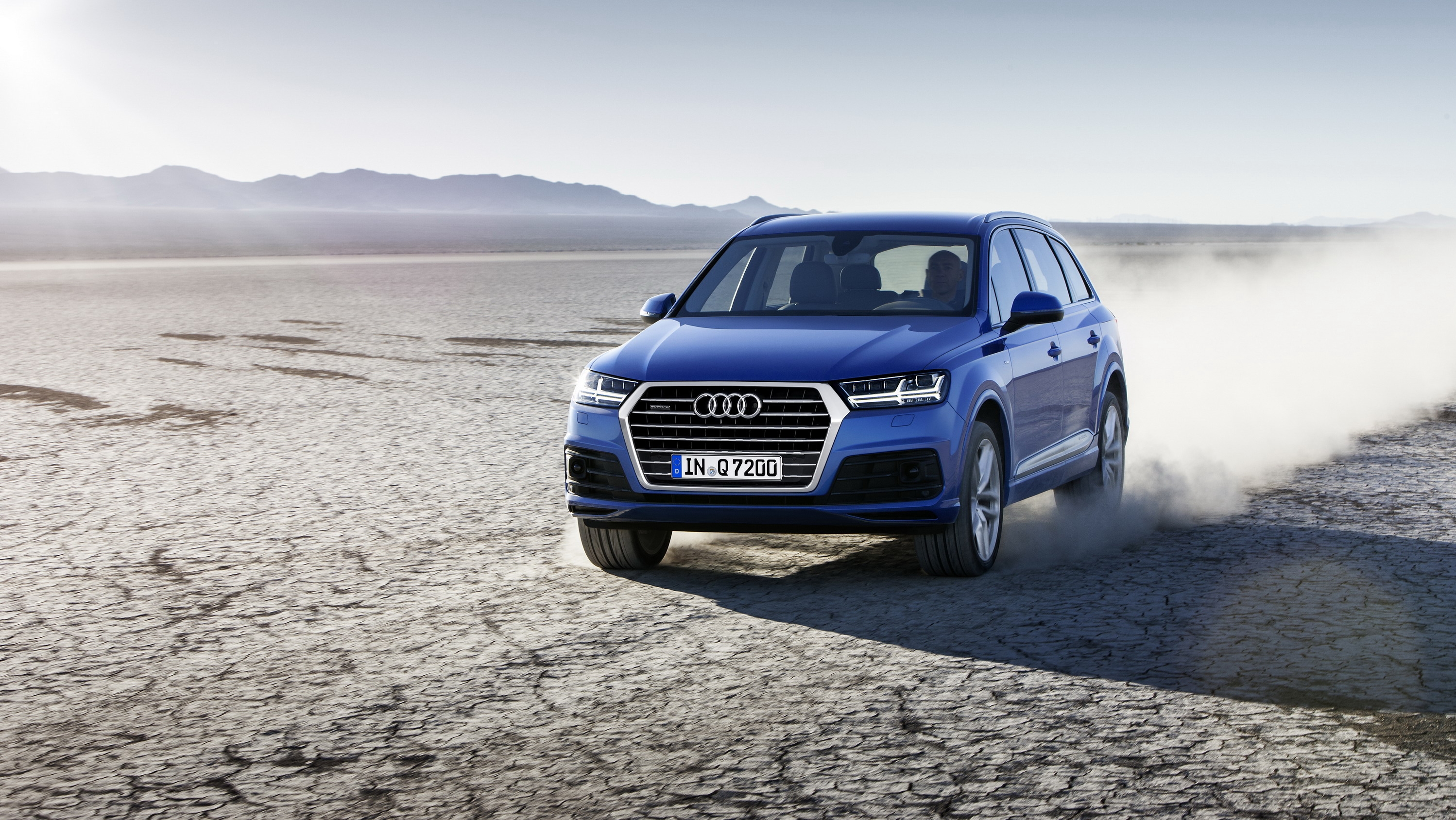 Download - Audi Q7 , HD Wallpaper & Backgrounds