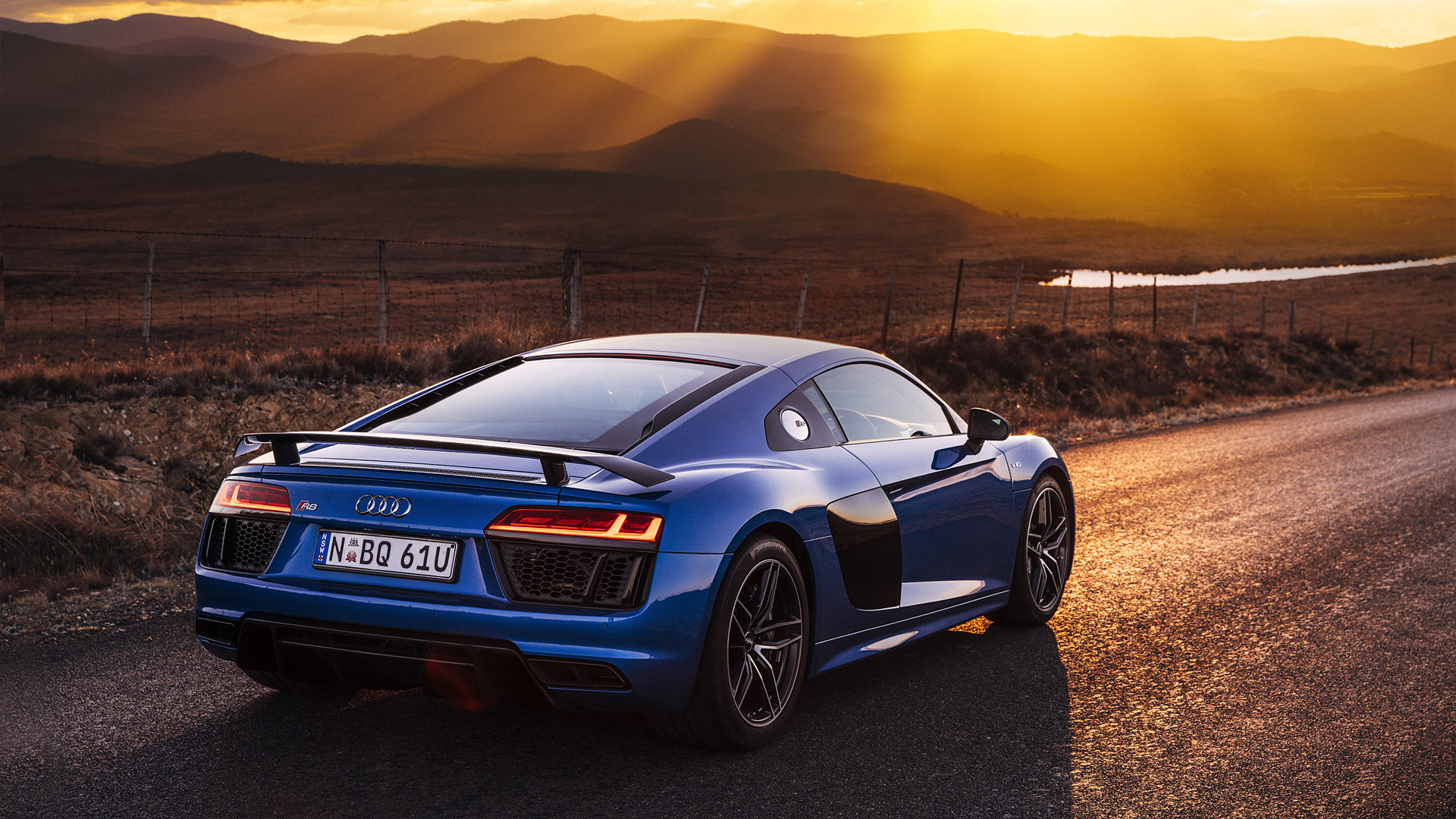 2016 Audi R8 V10 Plus Picture - Audi R8 Wallpaper 2015 , HD Wallpaper & Backgrounds