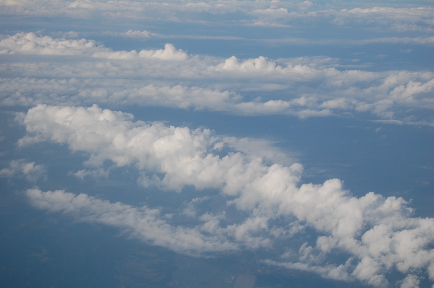 Clouds Blue Plane Sky Hd Desktop Wallpaper For Hd - Cumulus , HD Wallpaper & Backgrounds