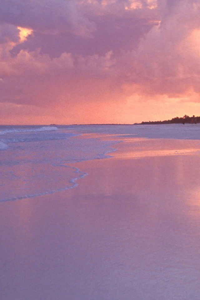 Dreamy Pink Beach Landscape Iphone 4s Wallpaper - Reflection , HD Wallpaper & Backgrounds