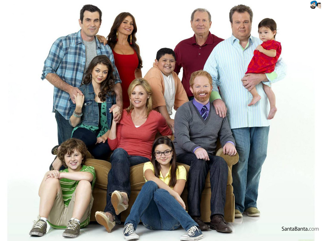 Modern Family - Modern Family Cast Every Season , HD Wallpaper & Backgrounds