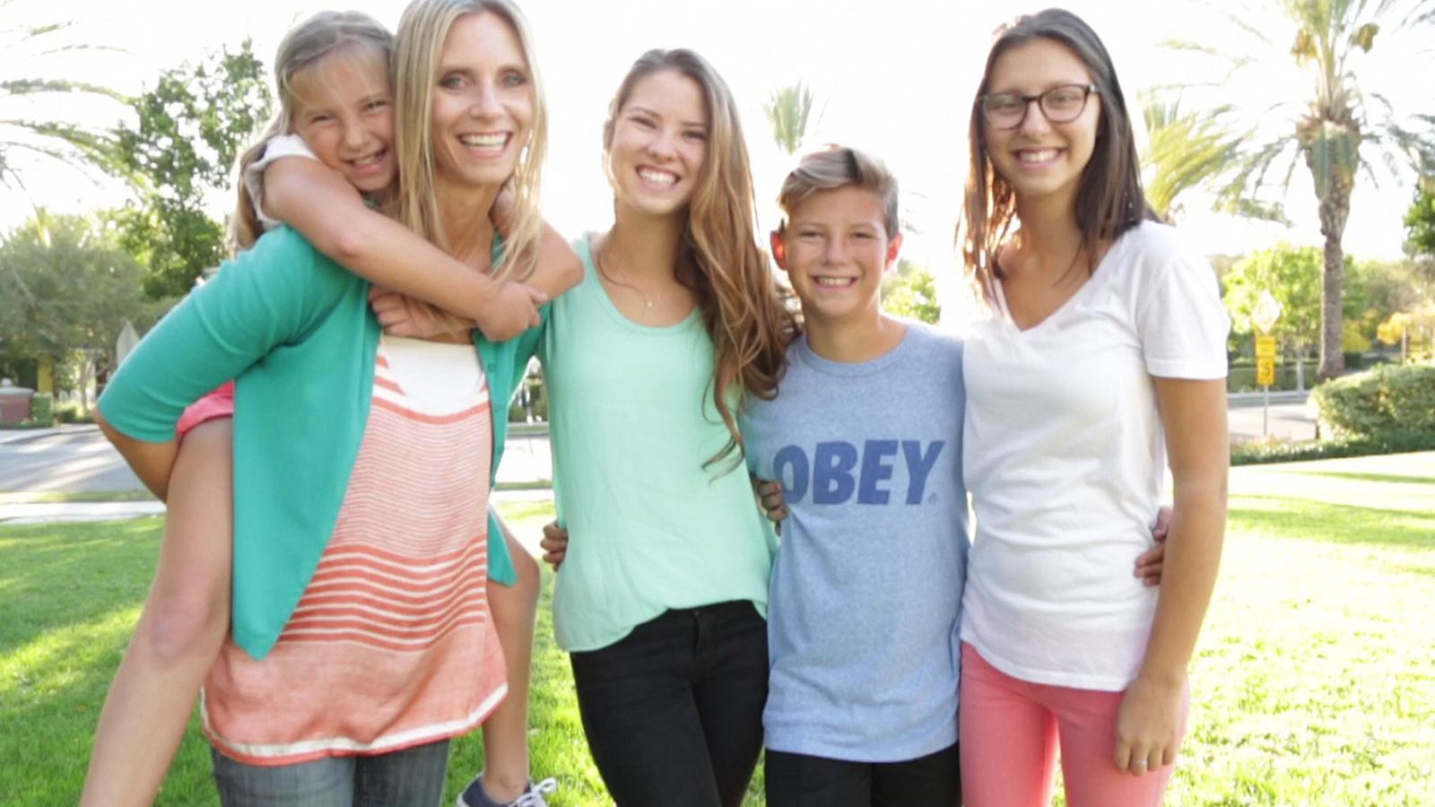 Happy Mormon Family , HD Wallpaper & Backgrounds