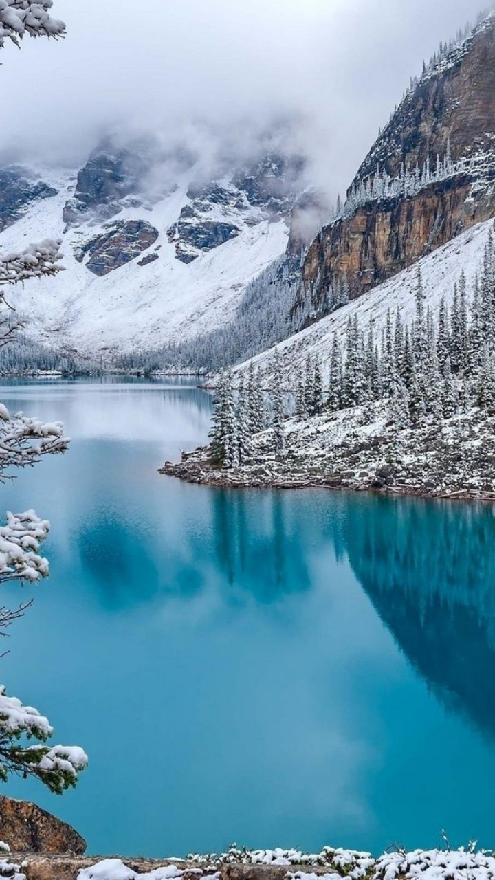 Lake Louise, Mountain, Banff, Reflection, Mount Scenery - Blue Mountain Lake Winter , HD Wallpaper & Backgrounds