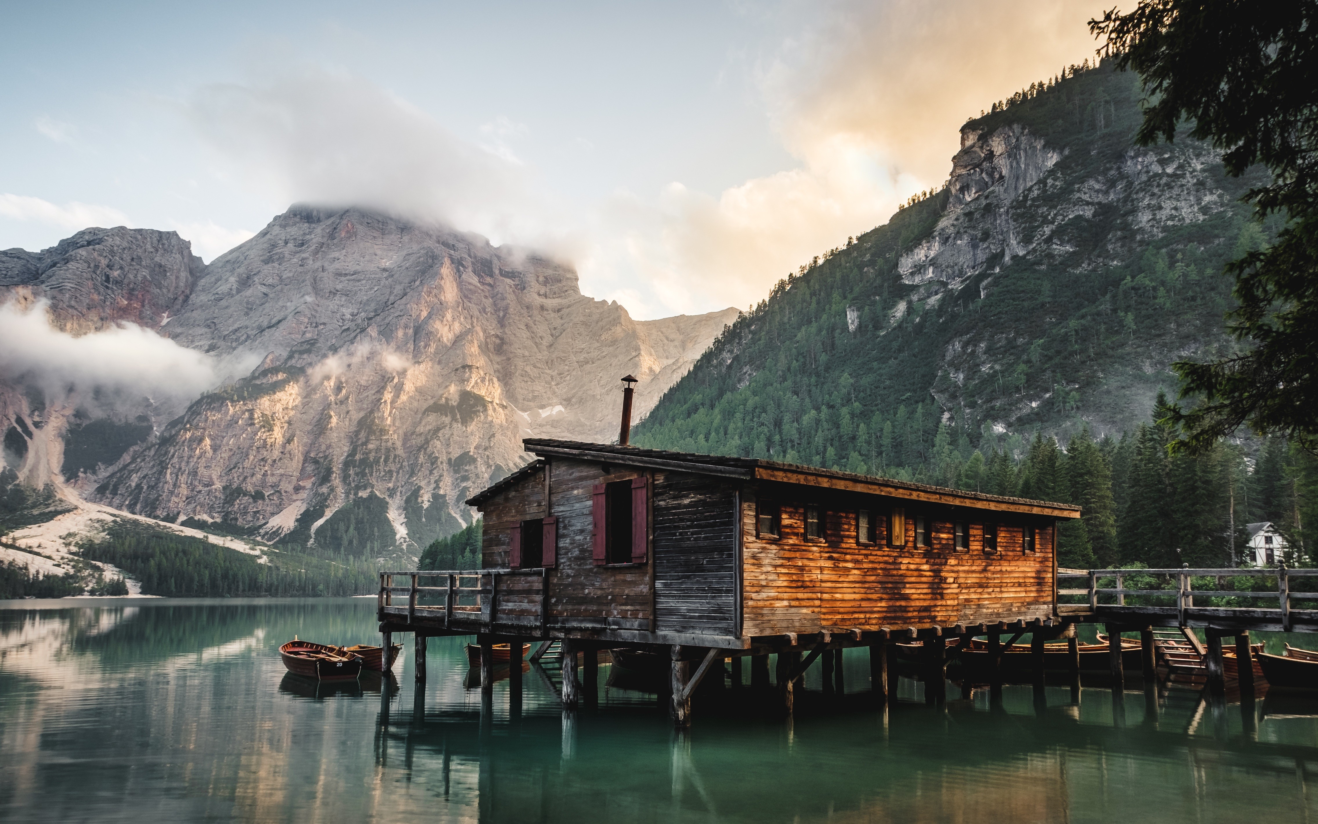 Nature Trees Water House Italy South Tyrol Boat Mountains - Lake South Tyrol Italy , HD Wallpaper & Backgrounds