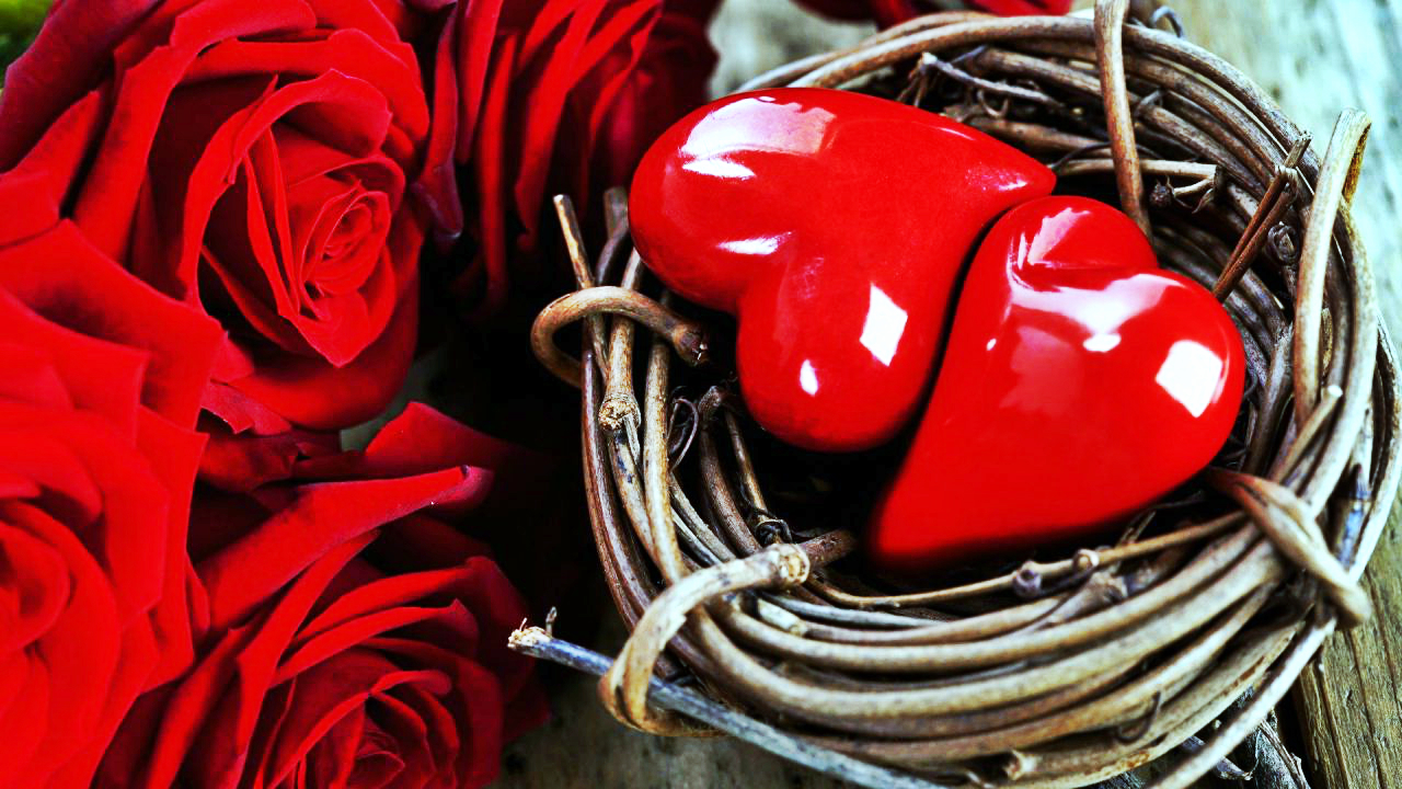 Love Nest Of Hearts And Flowers Wallpaper - Valentine Roses And Hearts , HD Wallpaper & Backgrounds