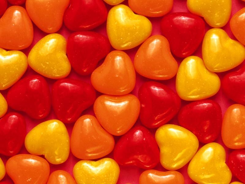 Free Hearts Candy Wallpaper - Valentines Day Screensavers , HD Wallpaper & Backgrounds