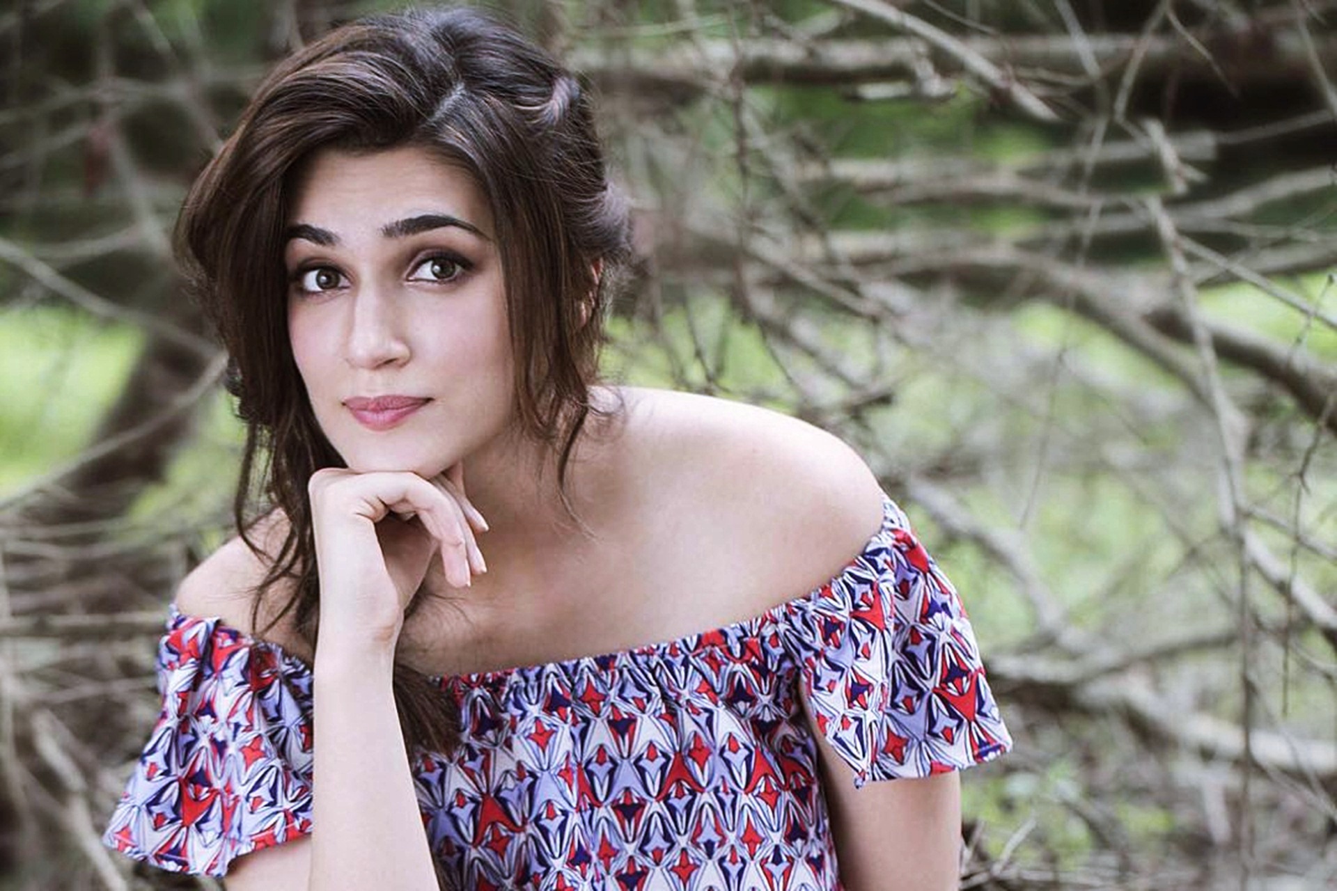 Kriti Sanon Hd Desktop Wallpaper - Raabta Movie Songs Download , HD Wallpaper & Backgrounds