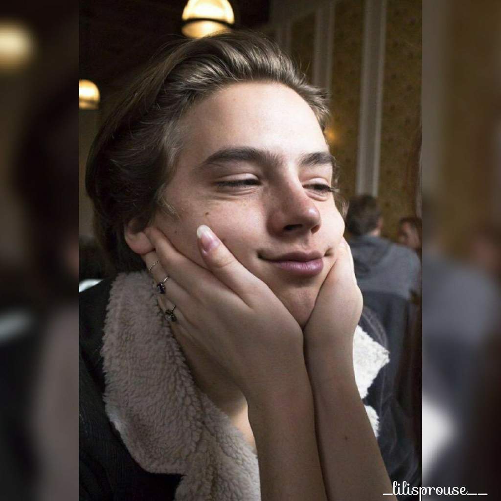 Cole Sprouse , HD Wallpaper & Backgrounds
