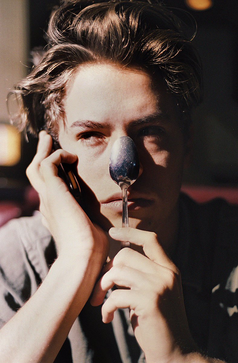 Sprouseverified Account - Cole Sprouse , HD Wallpaper & Backgrounds