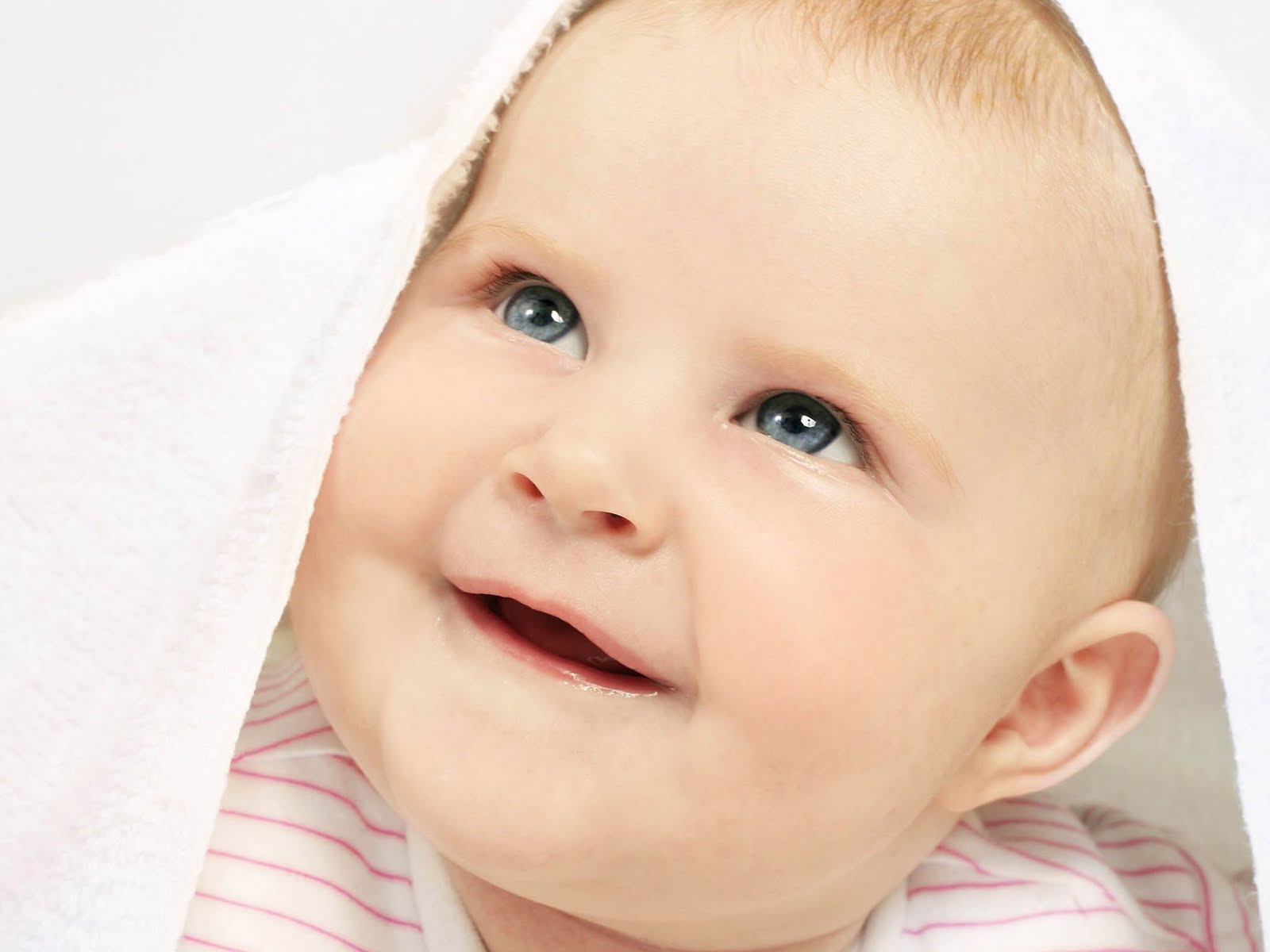 Funny Baby Wallpaper 1 Widescreen Wallpaper - Newborn Cute Baby Wallpaper Hd , HD Wallpaper & Backgrounds