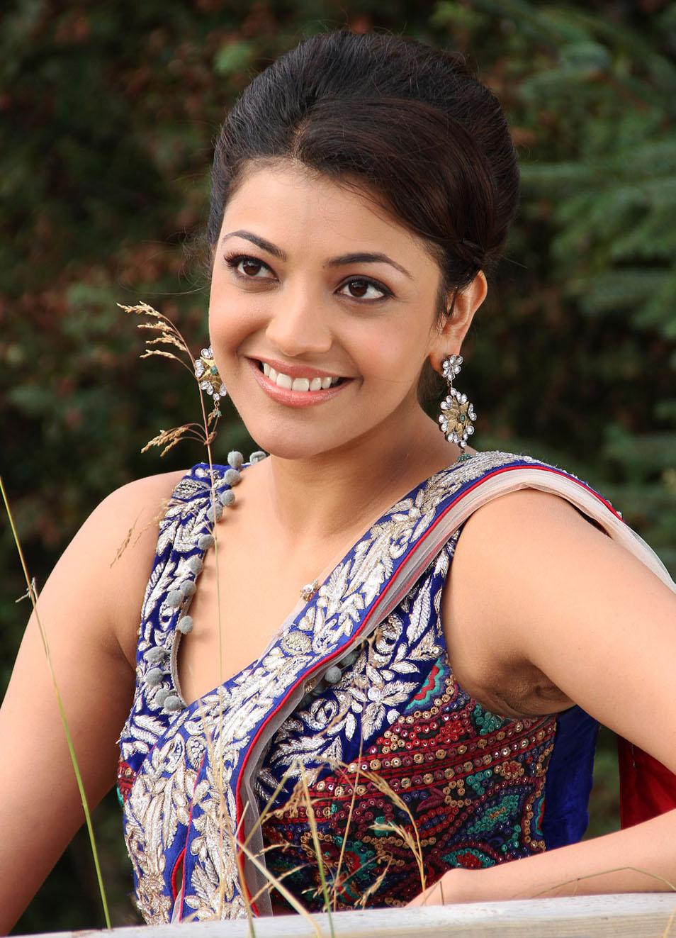 Kajal Agarwal Live Wallpaper - Tamil Actress Kajal Agarwal , HD Wallpaper & Backgrounds