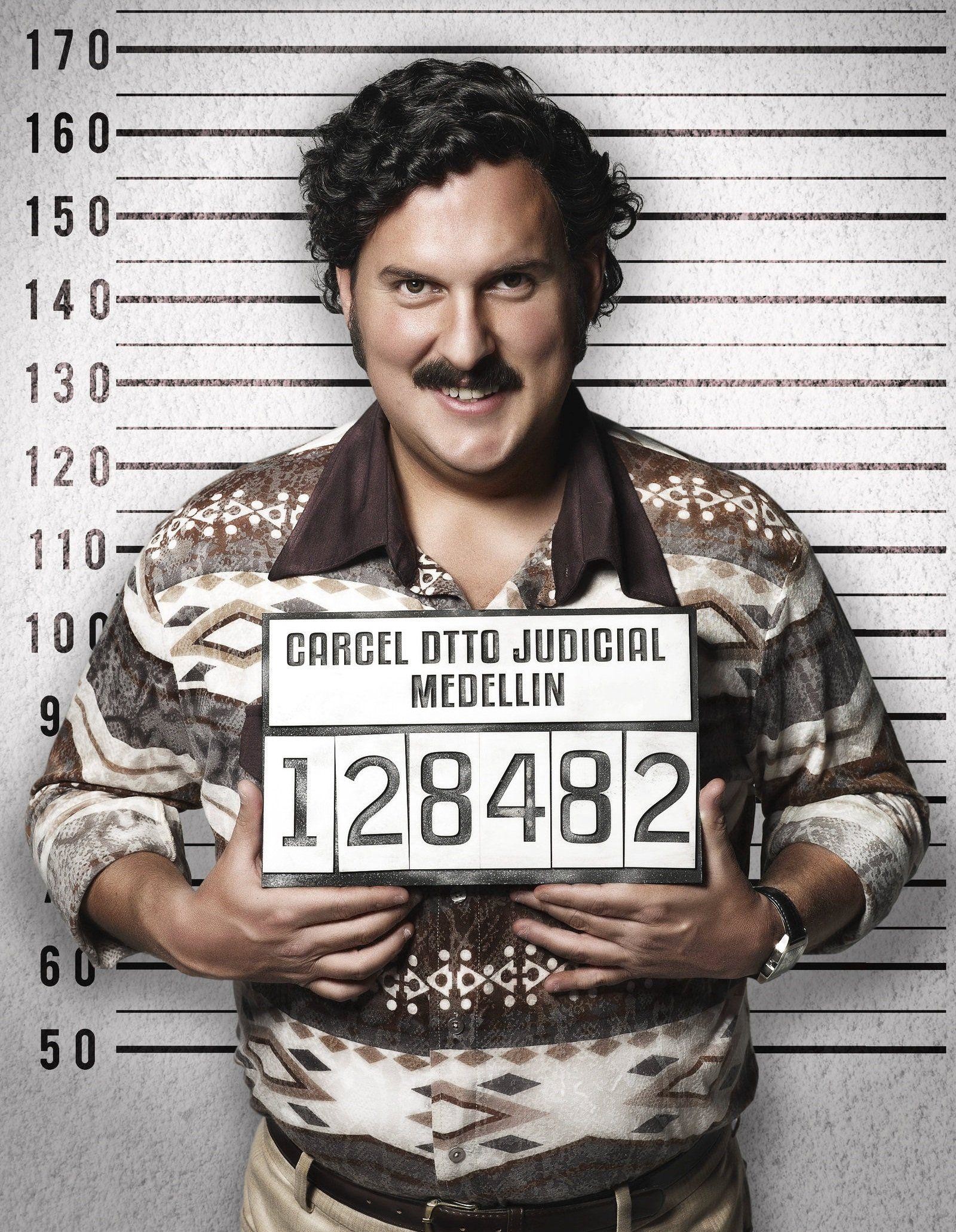 Monochrome - Pablo Escobar Gaviria , HD Wallpaper & Backgrounds
