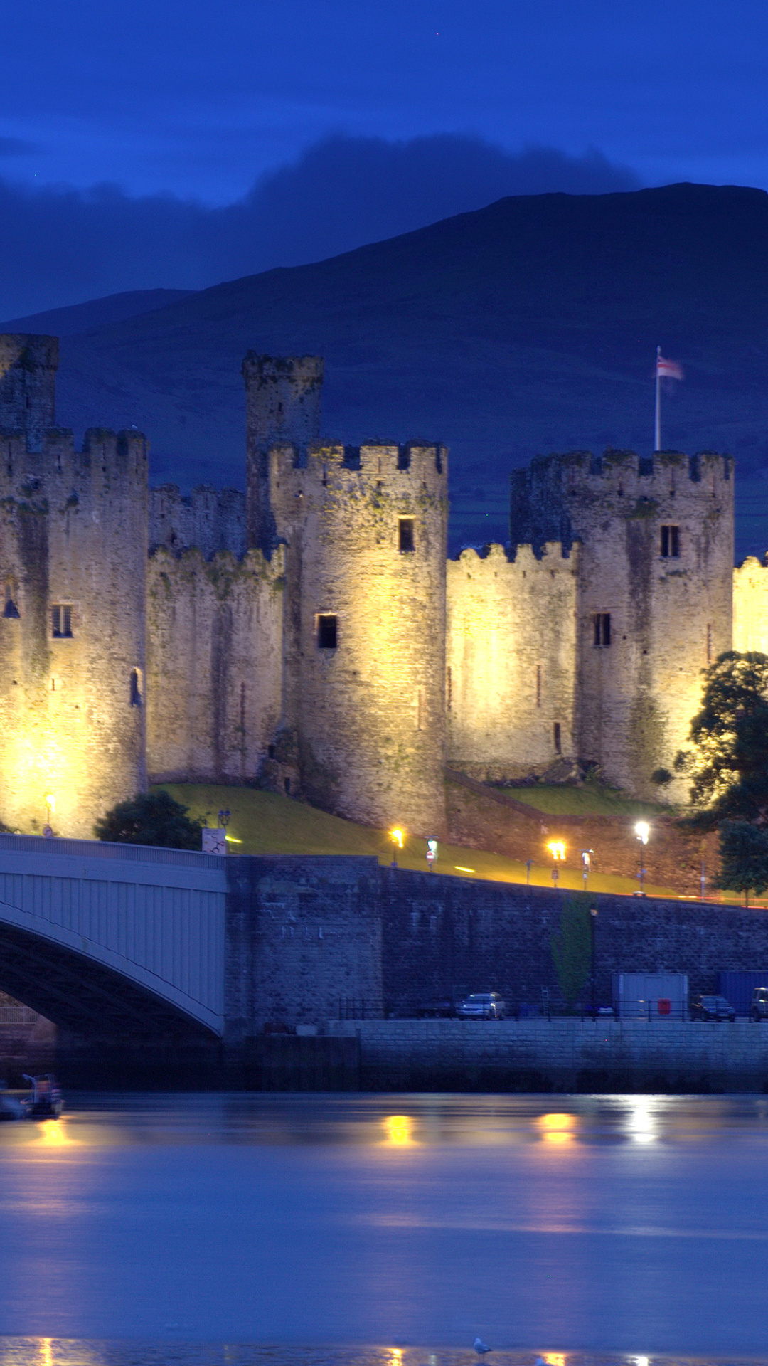 Lighting, Night, England, River, Tourist Attraction - Conwy Castle , HD Wallpaper & Backgrounds